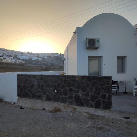 Fira Exo Katikies- Urban Fira Apartment Exterior photo