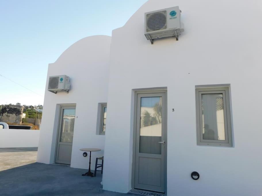 Fira Exo Katikies- Urban Fira Apartment Exterior photo
